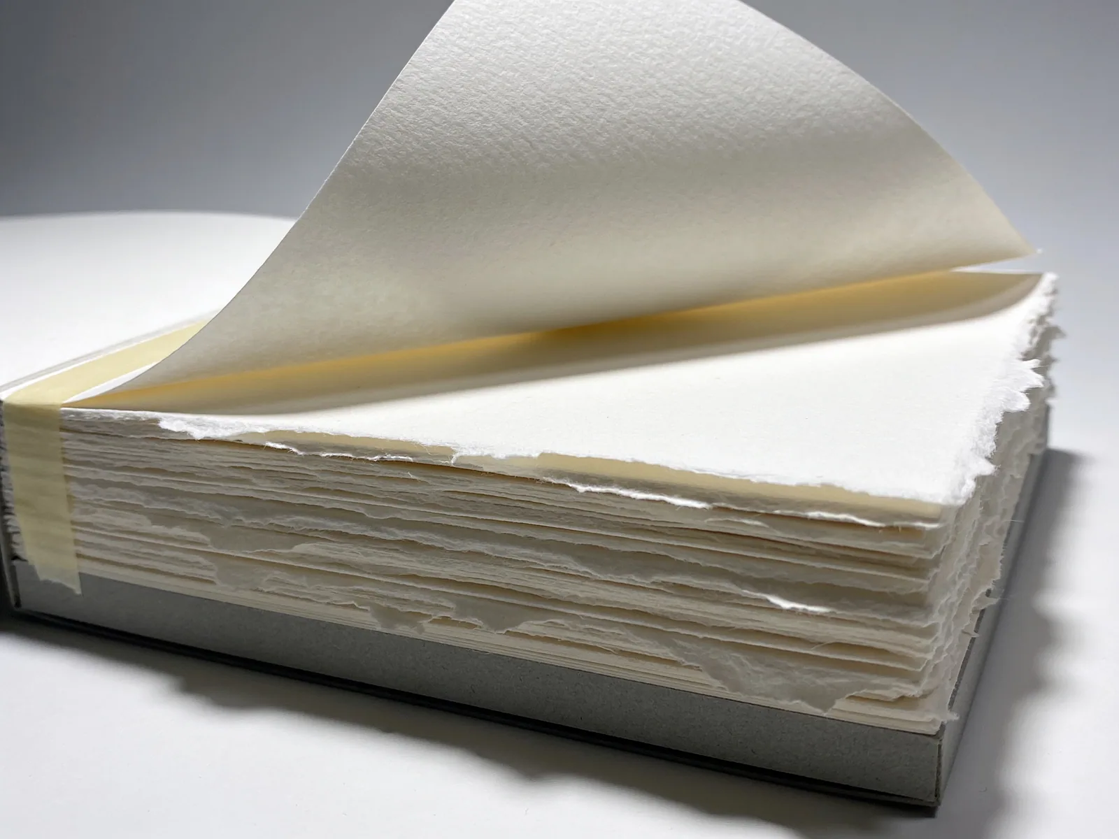 Marlow Rag Block 300 — 100% cotton, 300 gsm, cold-pressed, 20 sheets gummed